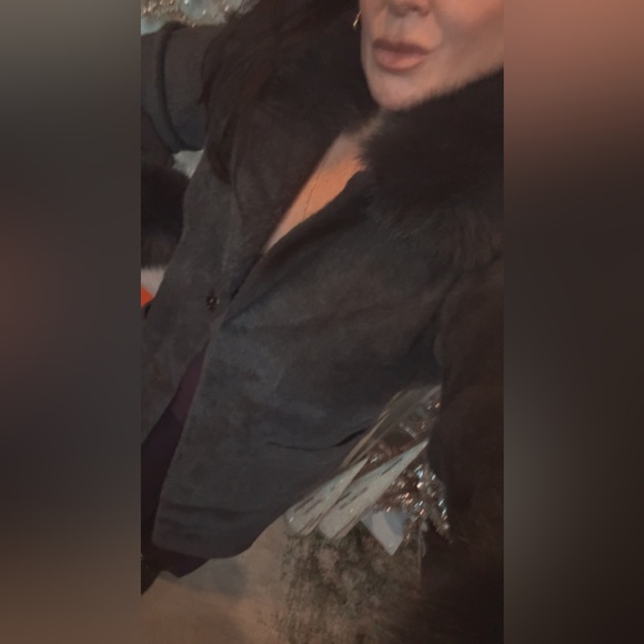 Luxurious Faux Fur Trimmed Espresso Fur Coatigan Size: XL - Picture 7 of 7